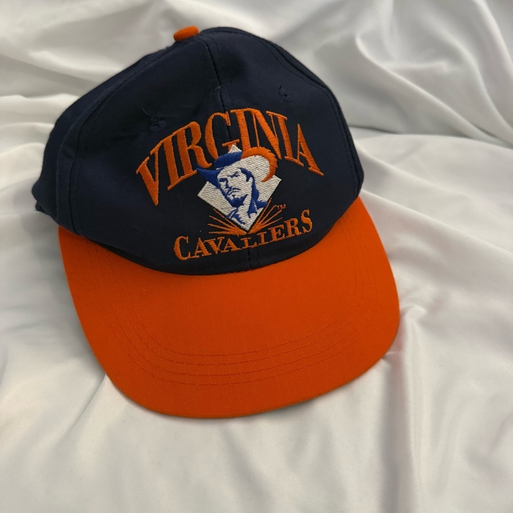 EUC Vintage 1984 UVA Cavaliers Youth SnapBack Cap